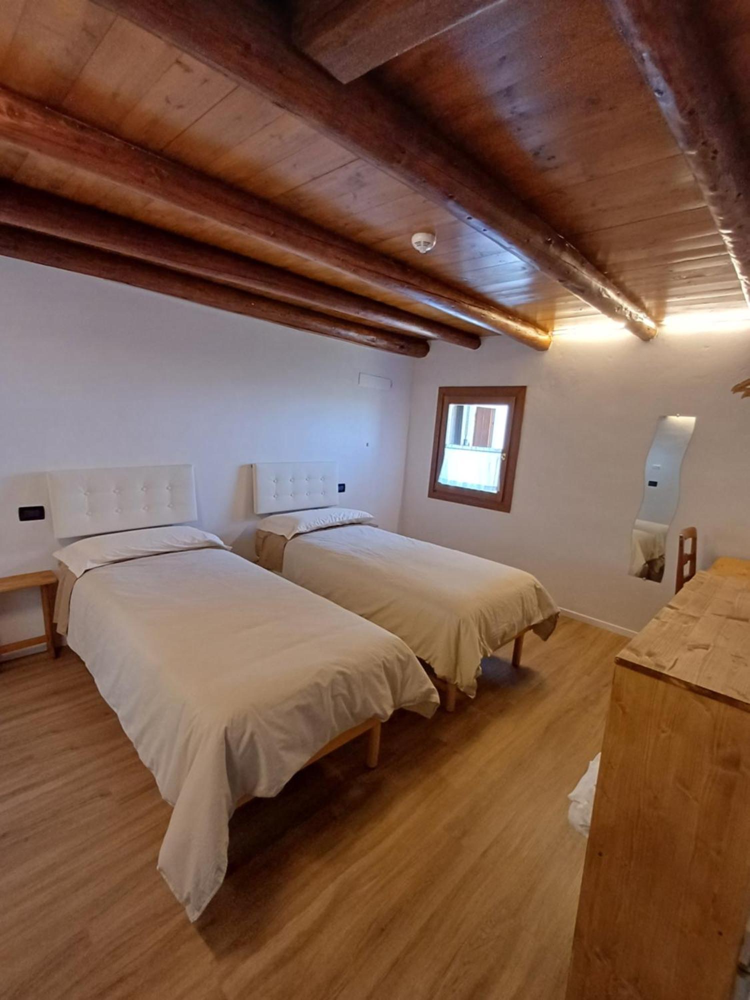 Al Colle Rooms Montebello Vicentino Exteriör bild